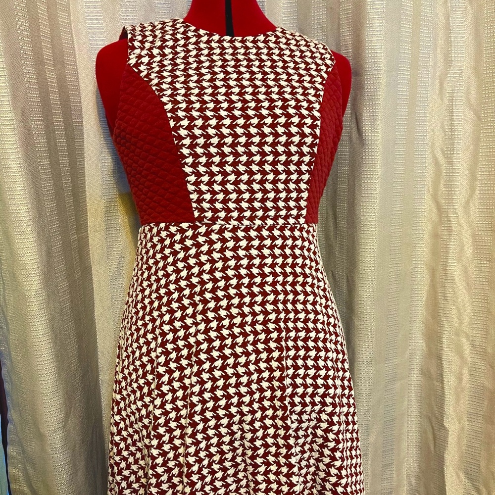 Knee length flirty dress